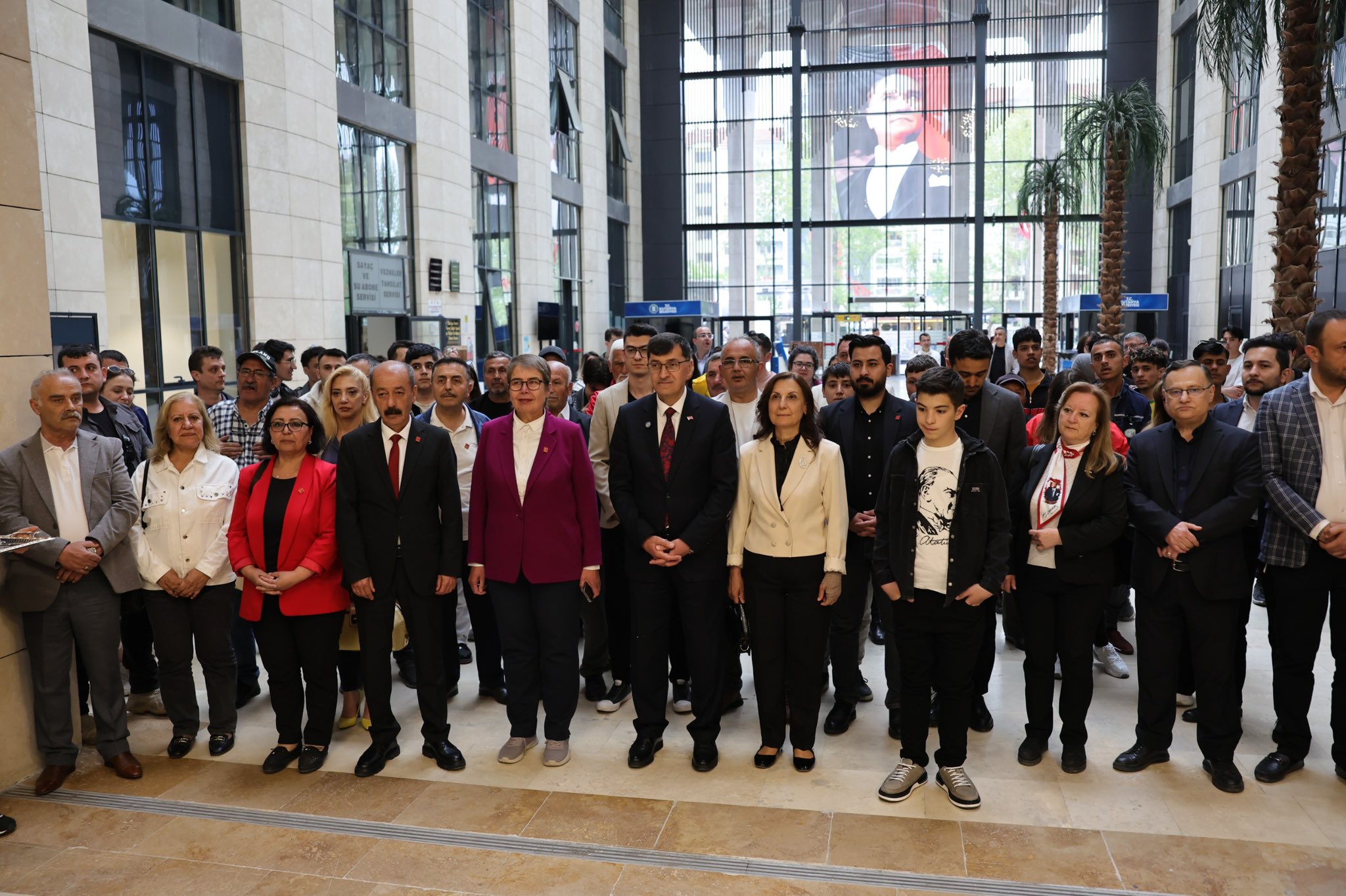 Kütahya Gençlik Etüt Merkezi açılışında 19 Mayıs programı katılımcıları