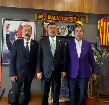 TBMM ziyareti kapsamında yapılan görüşmeden fotoğraf
